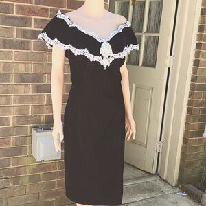 Stunning Vintage L.A. Glo Velvet Beaded Lace Off the shoulder Dress